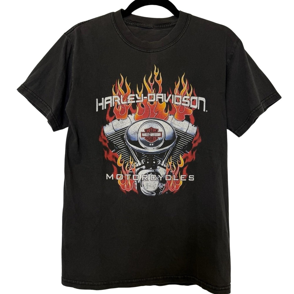 Vintage Harley Davidson Panhead Engine Flames Rocky's London Ontario T-Shirt